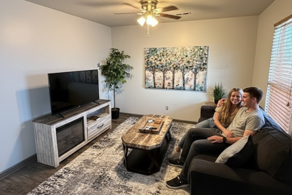 couple-inside-the-cabin